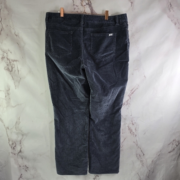 LL Bean Pants Women 16 Petite Short Gray Corduroy Favorite Fit Stretch Straight - Picture 5 of 11